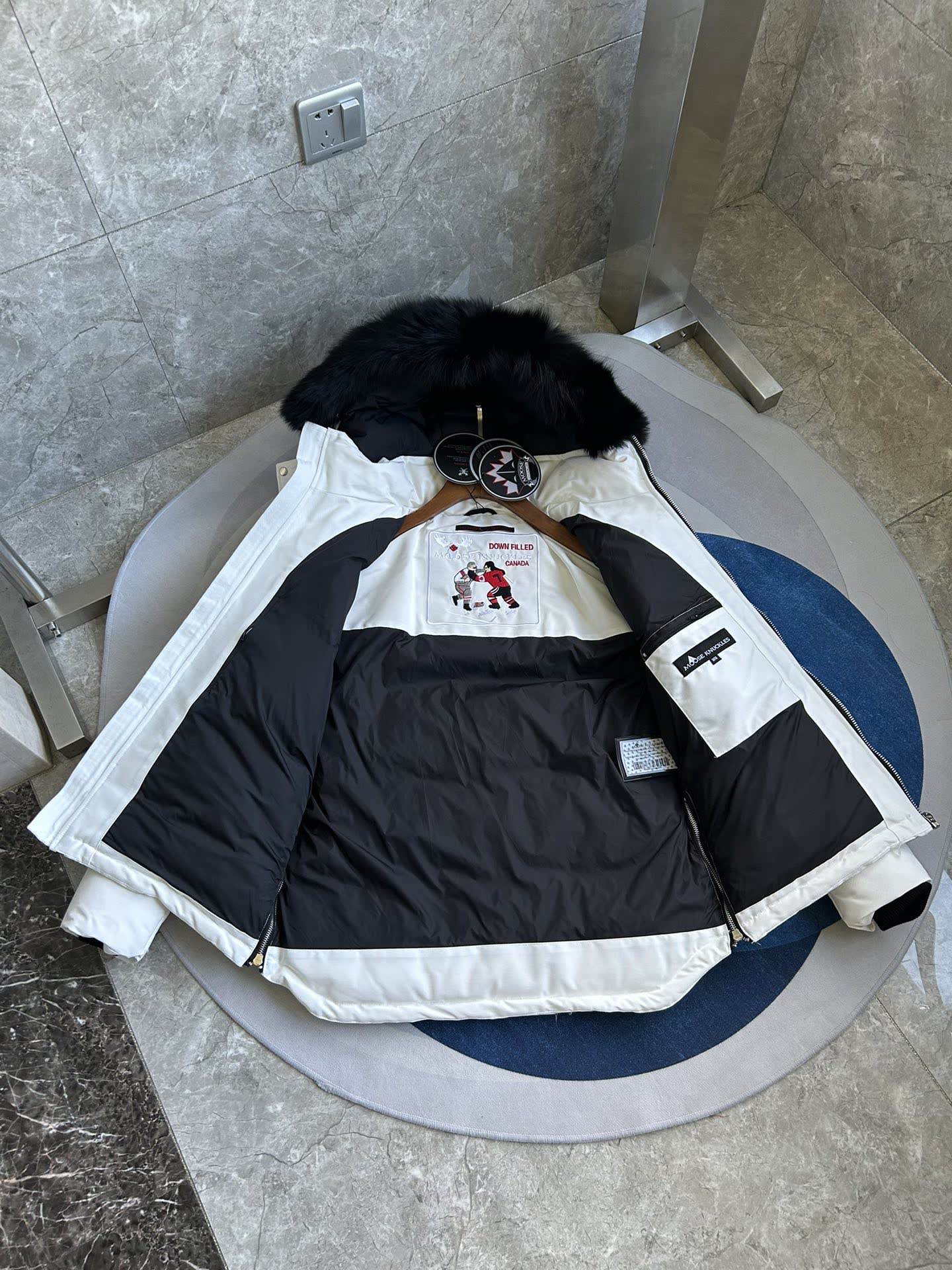 Moose Knuckles Down Jacket Moose Knuckles Down Jacket